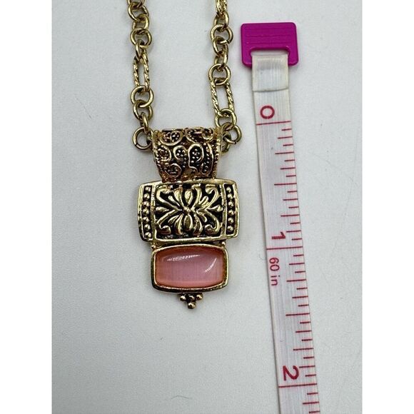 Cookie Lee Gold Tone Pink Cats Eye Floral Pendant Oval Round Link Necklace - Picture 8 of 9